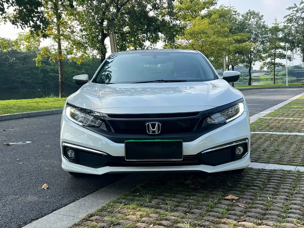 Honda Civic — миниатюра 2