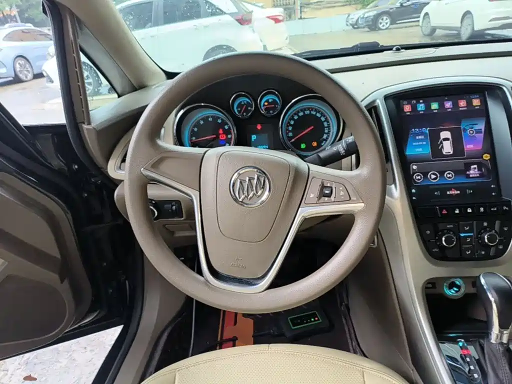 Buick Excelle — миниатюра 11