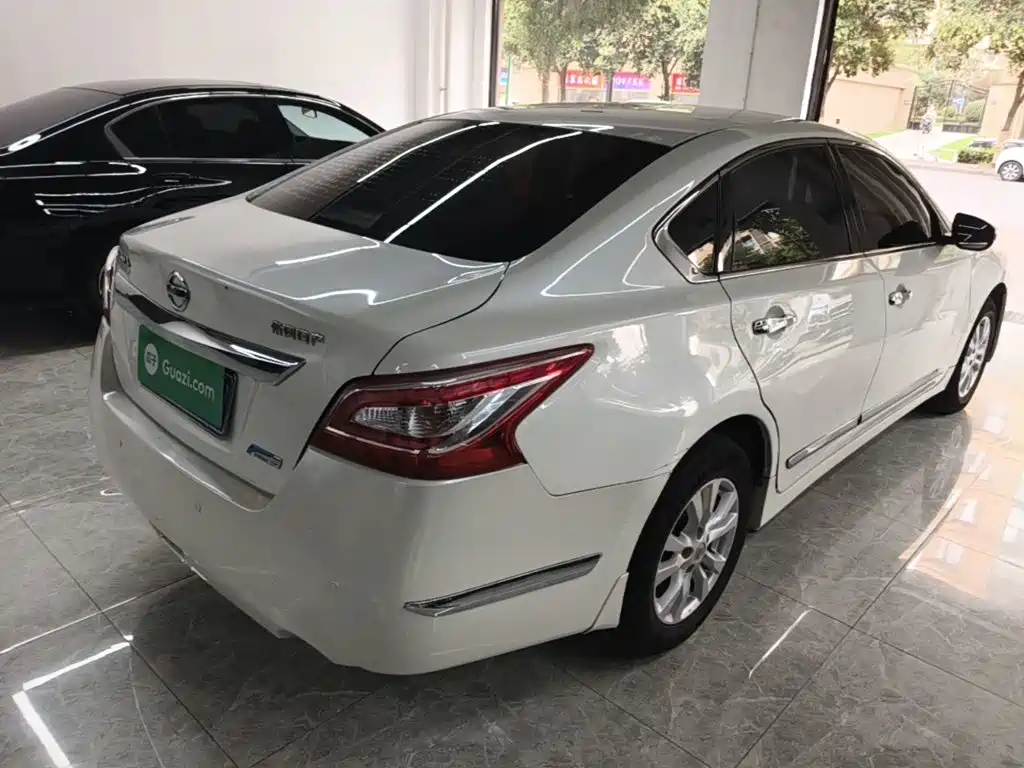 Nissan Teana — миниатюра 7