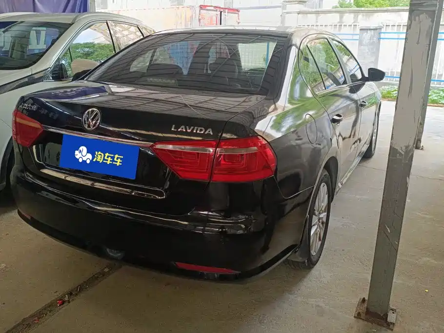 Volkswagen Lavida — миниатюра 3