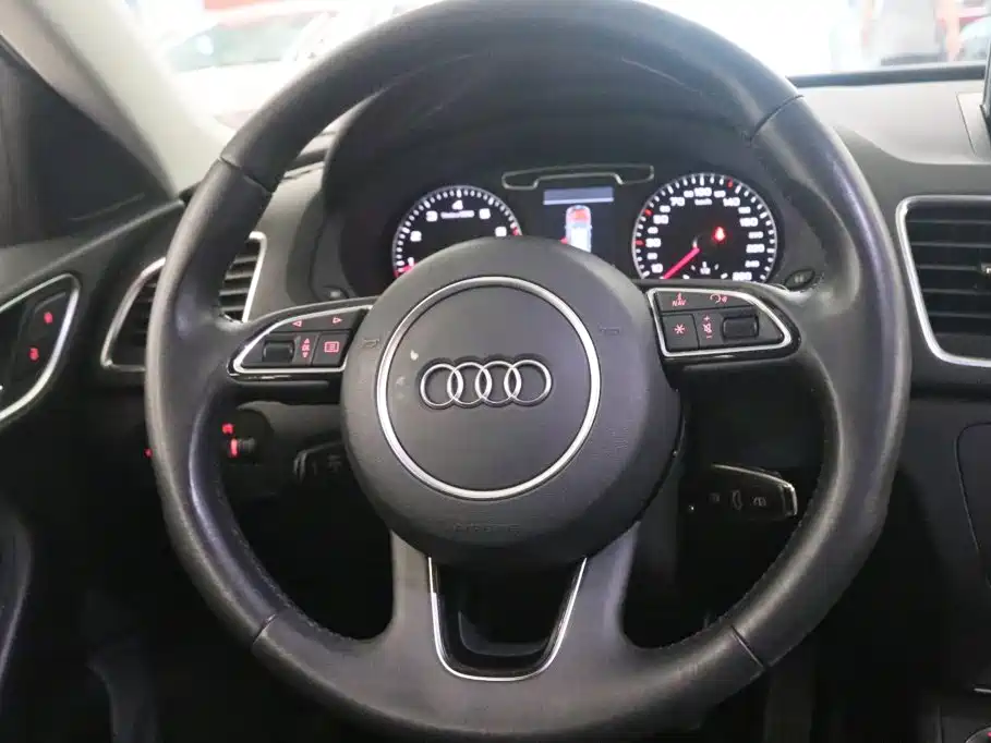 Audi Q3 — миниатюра 6