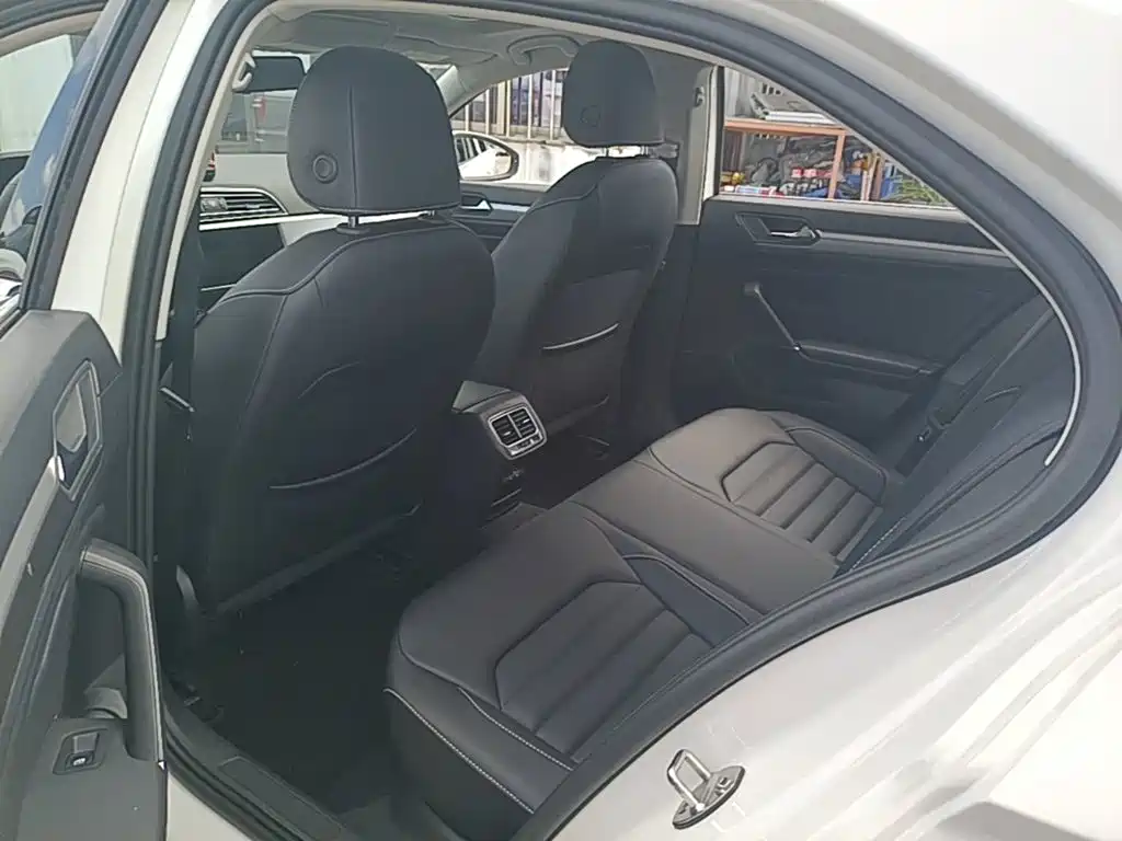 Volkswagen Lamando — миниатюра 17