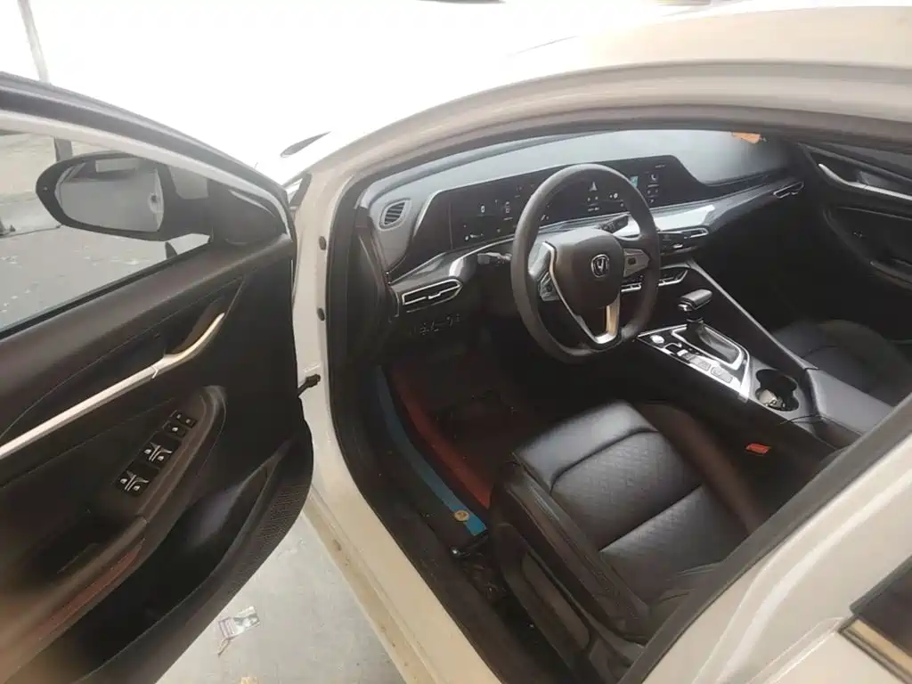 Changan Eado — миниатюра 16