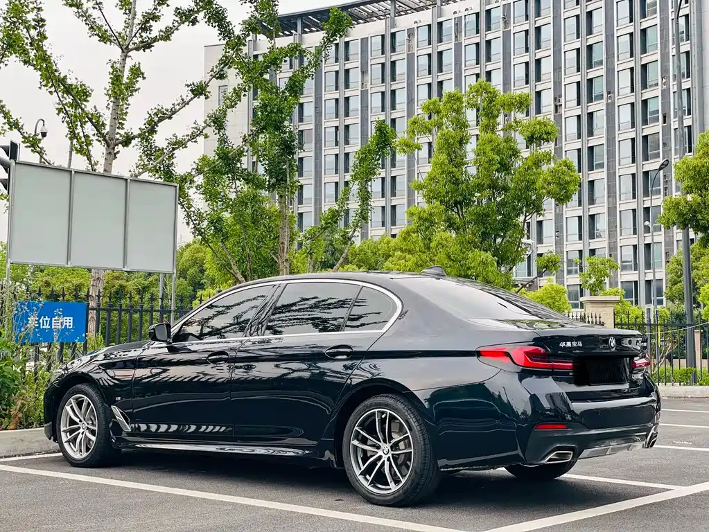 BMW 5 Series 5 2021 525Li M Sport
