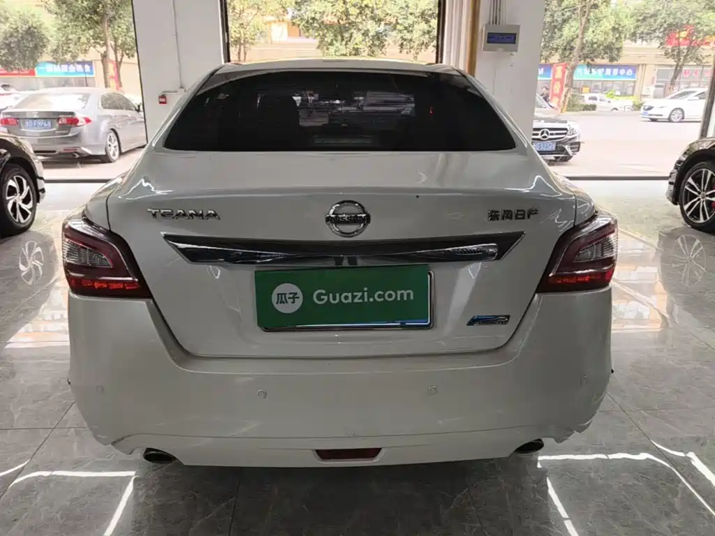 Nissan Teana — миниатюра 6