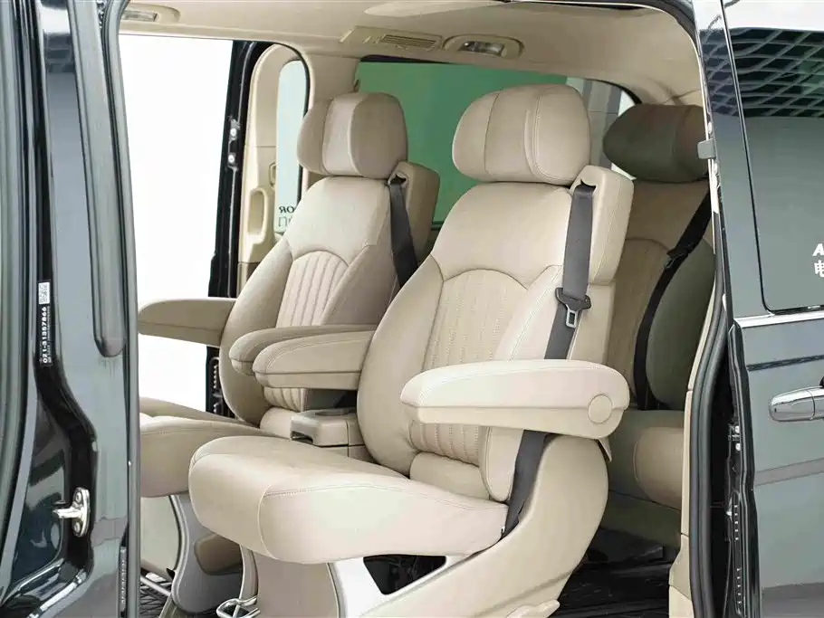 Mercedes-Benz Viano — миниатюра 11