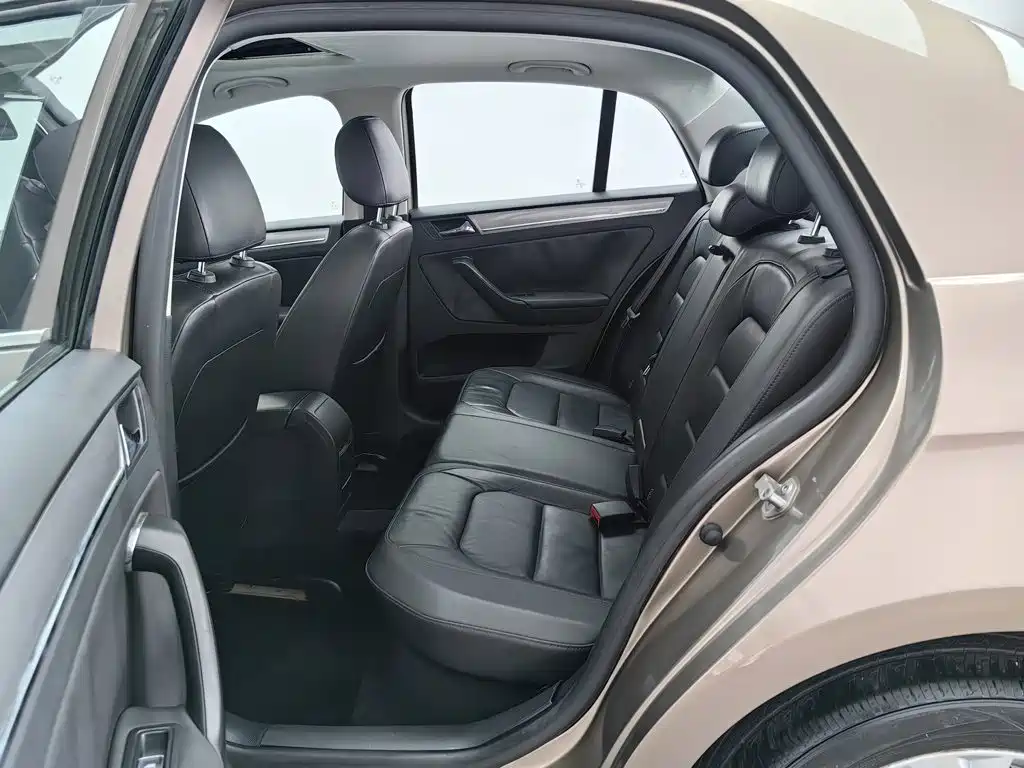 Volkswagen Bora — миниатюра 15
