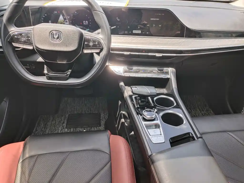 Changan Eado — миниатюра 5