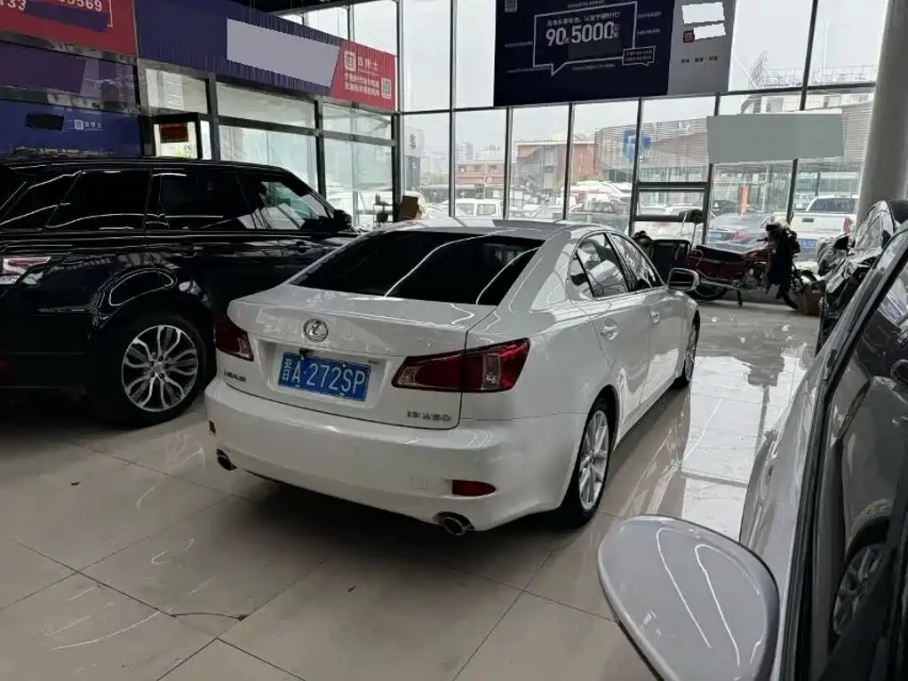Lexus IS — миниатюра 4