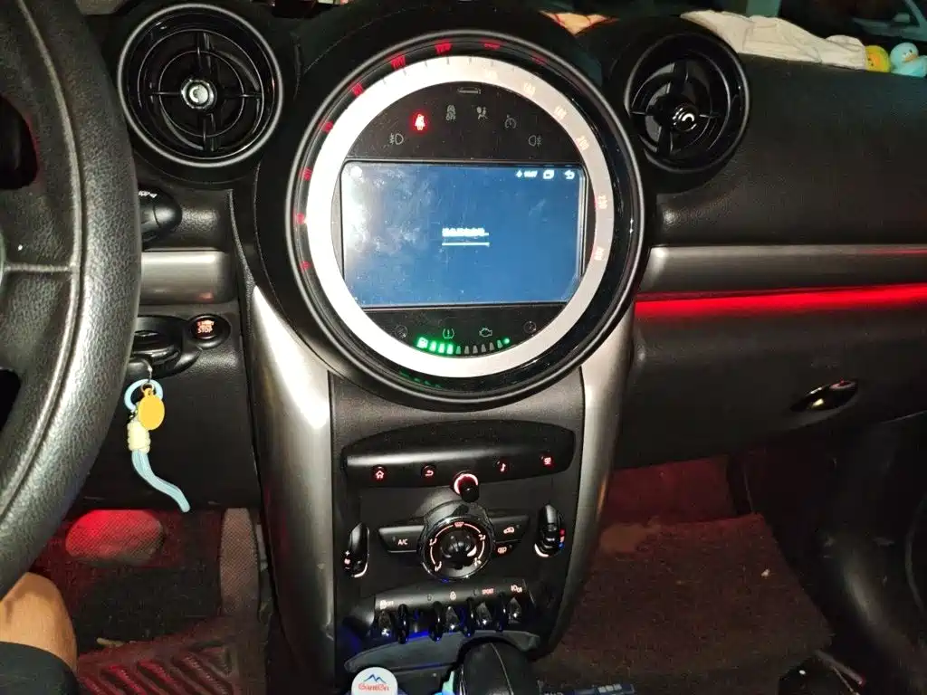 MINI Mini Countryman — миниатюра 6