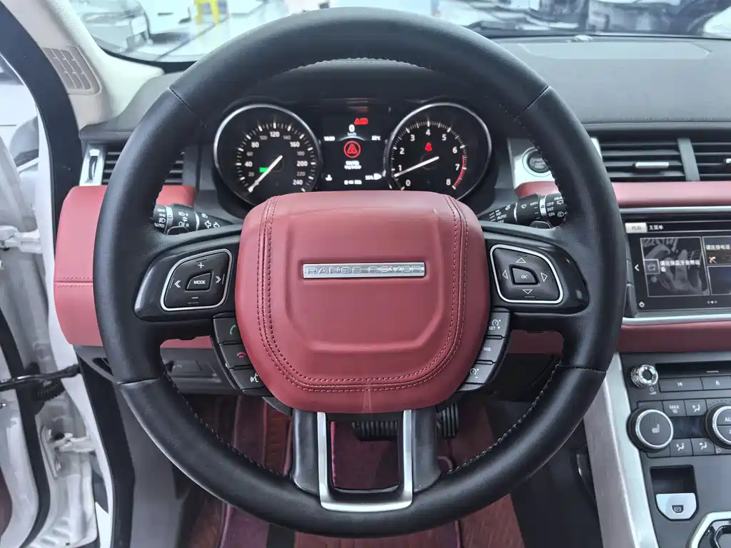 Land Rover Range Rover Evoque 2016 2.0T SE
