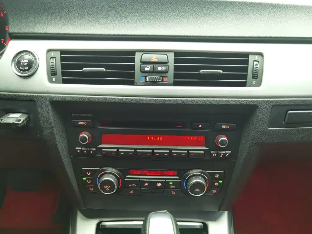 BMW 3 Series (Import) — миниатюра 12