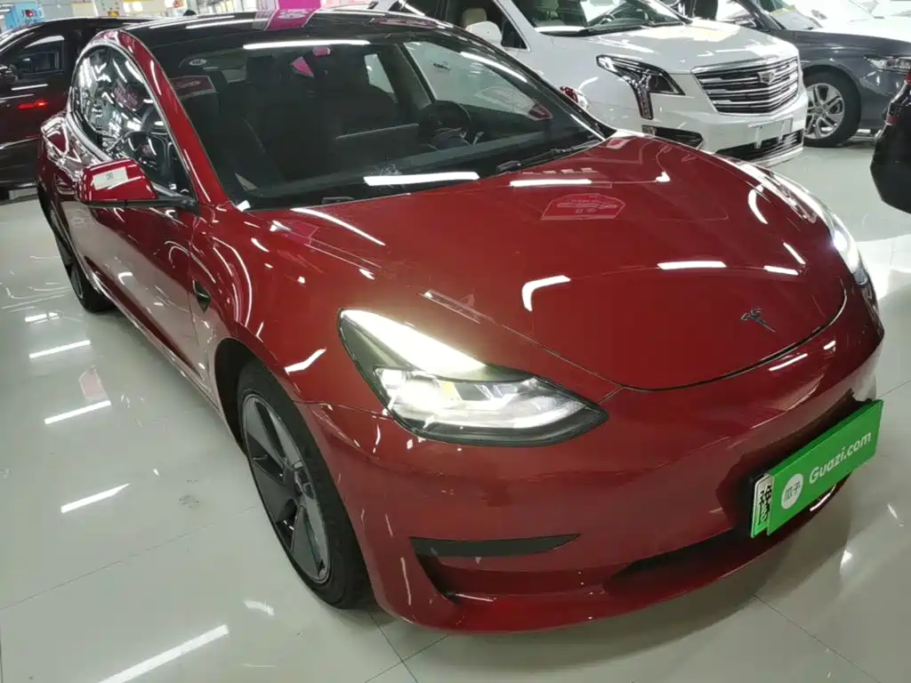 Tesla Model 3 — миниатюра 4