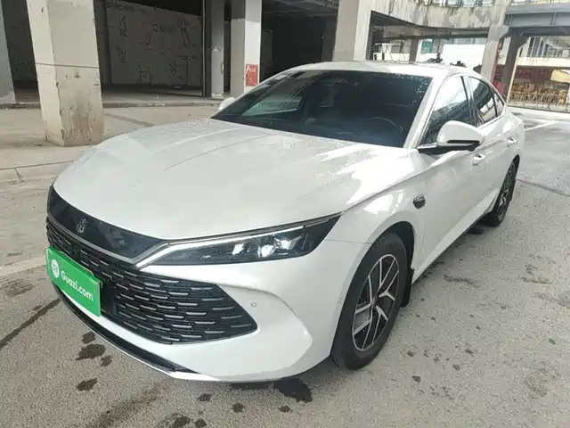 2025 BYD Qin