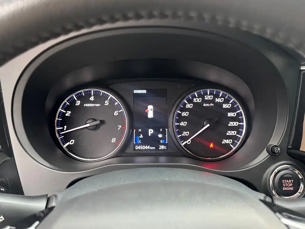 Mitsubishi Outlander — миниатюра 12