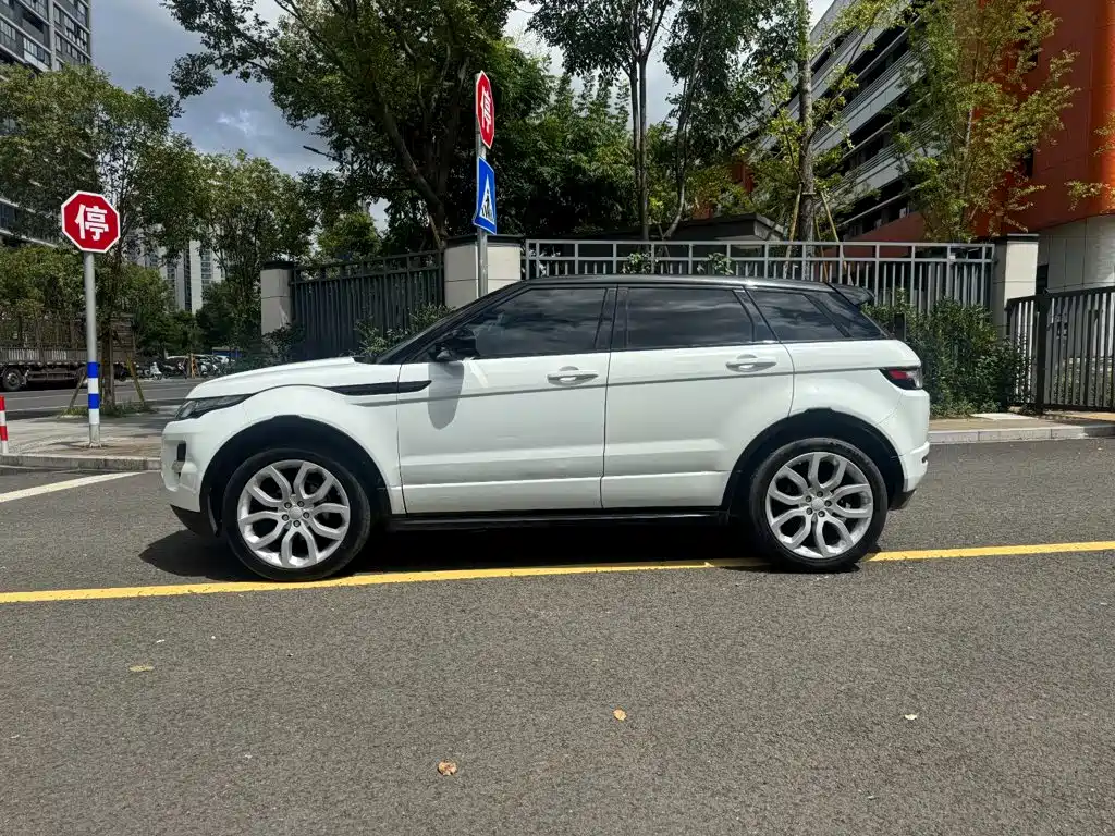 Land Rover Evoque (Import) — миниатюра 3