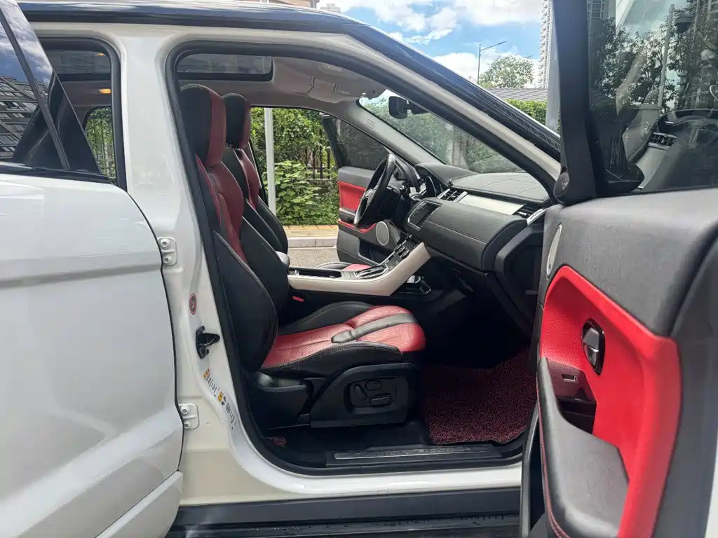 Land Rover Evoque (Import) — миниатюра 13