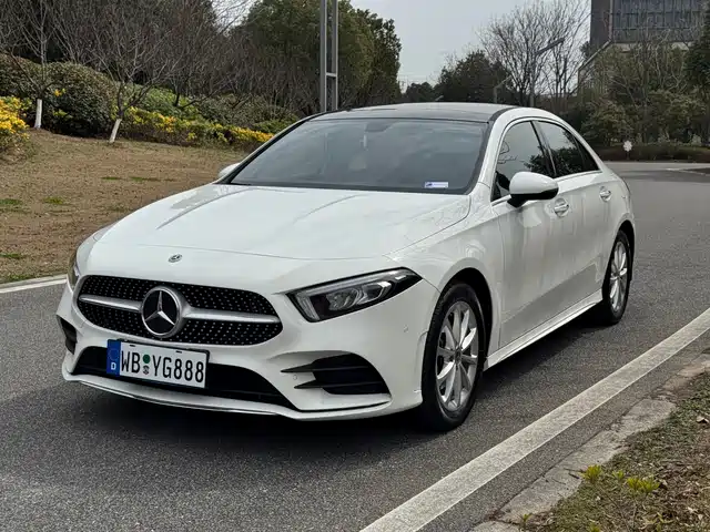 MERCEDES-BENZ A CLASS