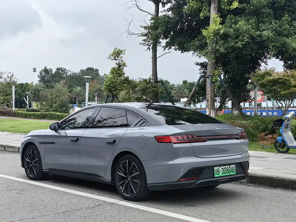 BYD Han — миниатюра 13