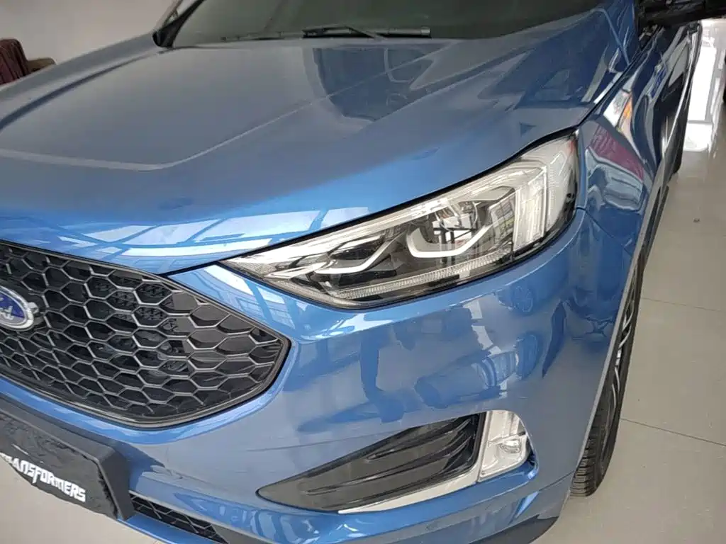 Ford Edge — миниатюра 24