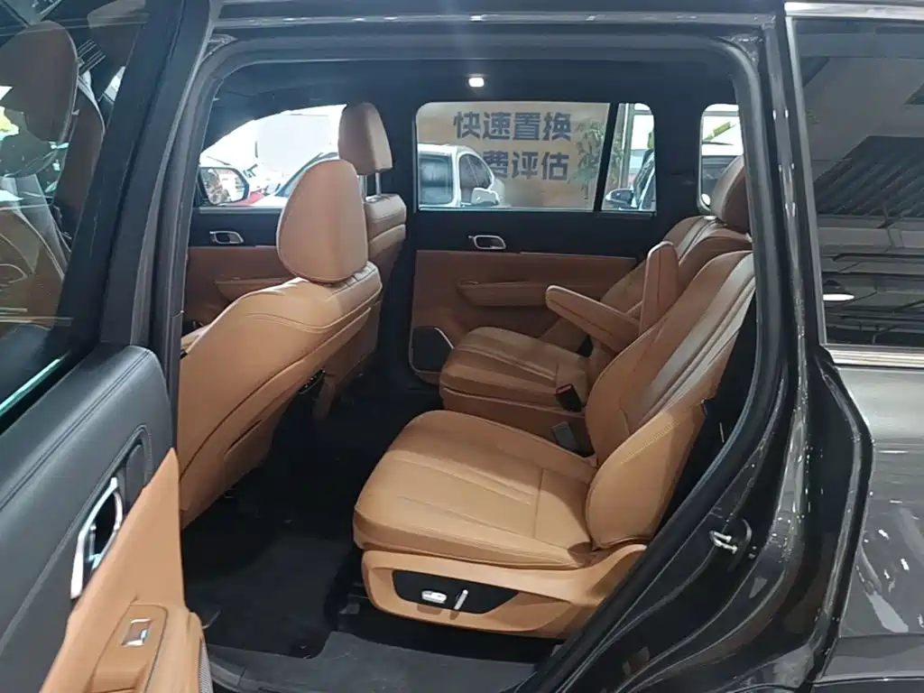 Li Auto Li ONE — миниатюра 17