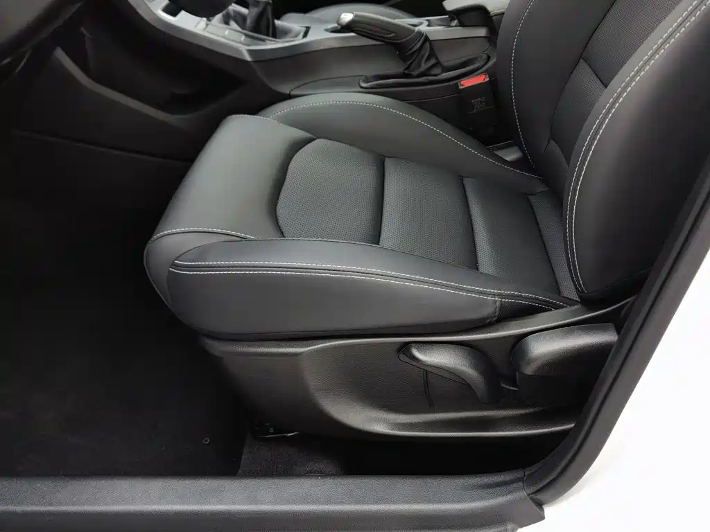 Geely Emgrand — миниатюра 20