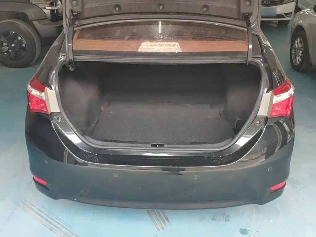 Toyota Corolla — миниатюра 19