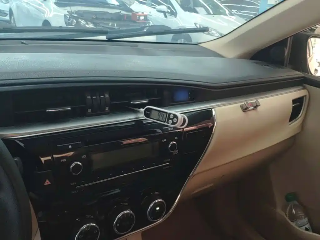 Toyota Corolla — миниатюра 10