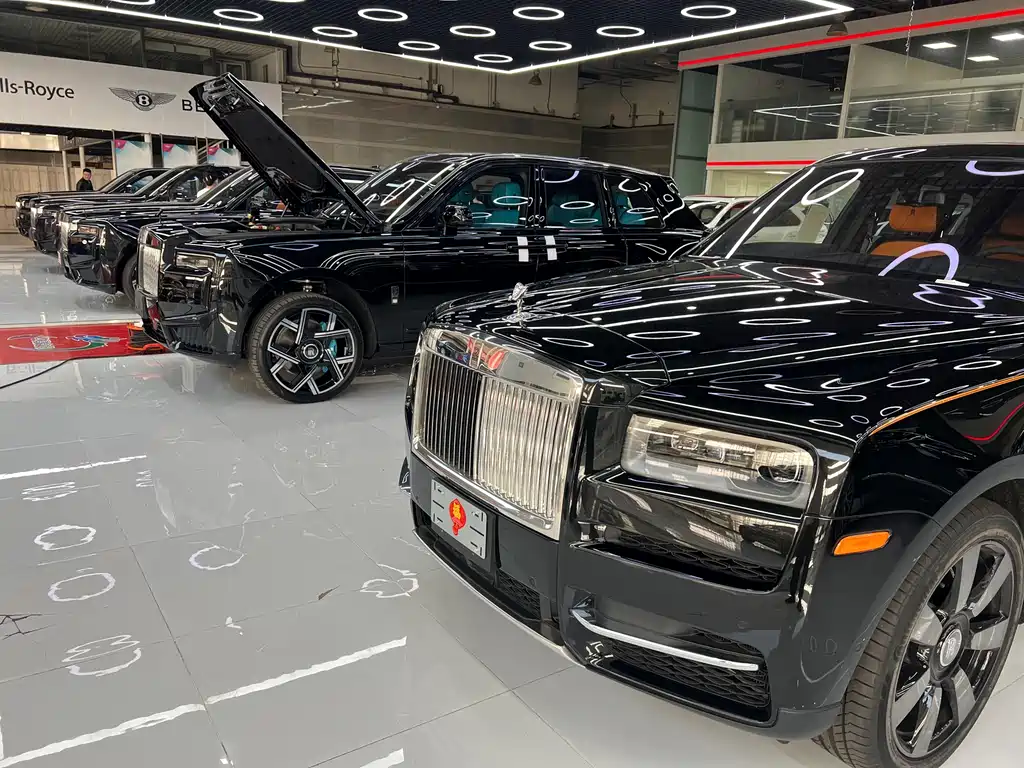 Rolls-Royce Cullinan 2024 Black Badge