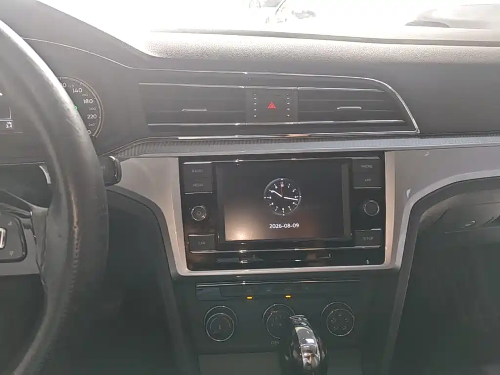 Volkswagen Lamando — миниатюра 13