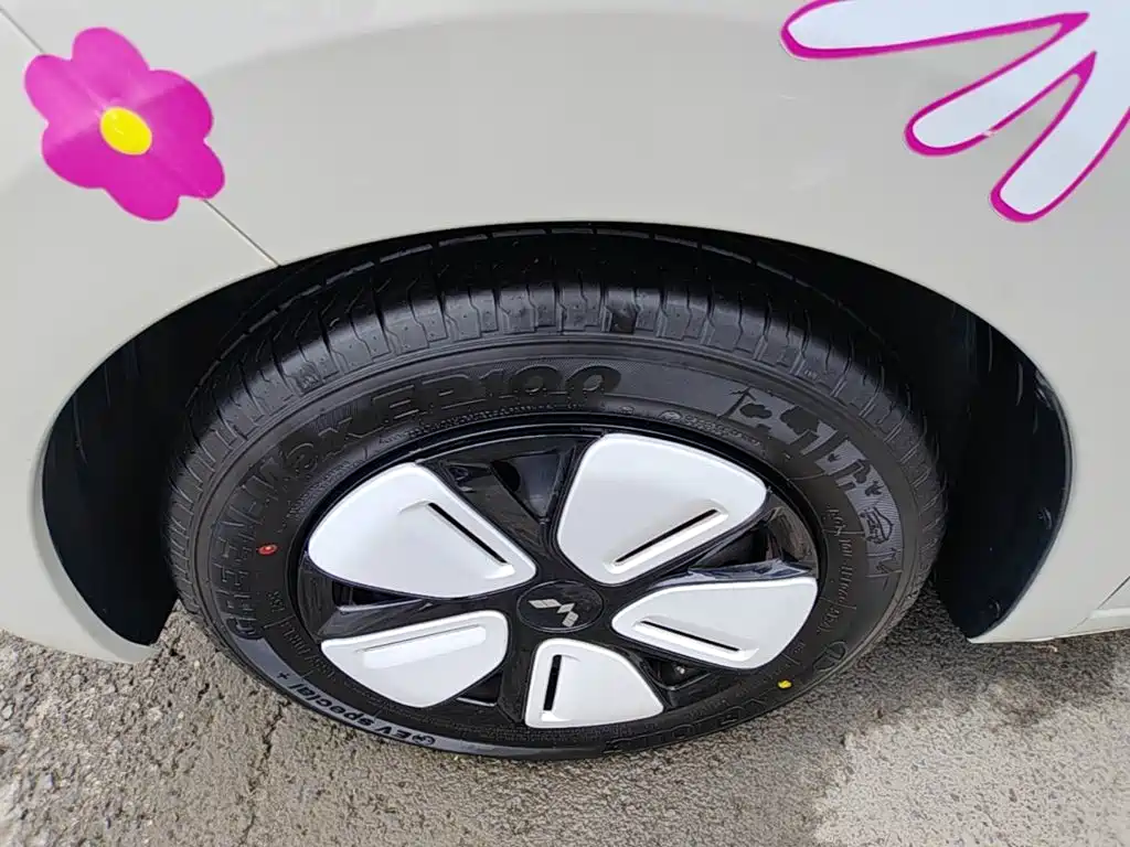 Wuling MINIEV — миниатюра 23