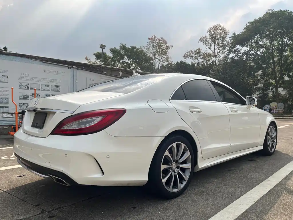 Mercedes-Benz CLS — миниатюра 5