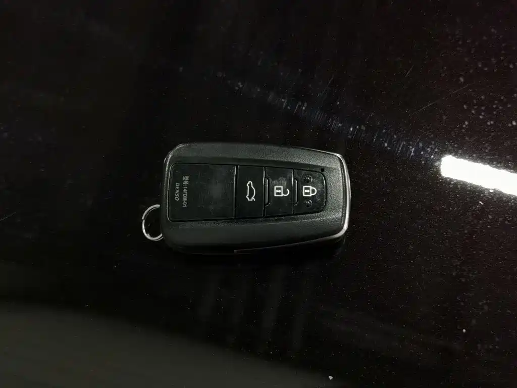 Toyota Avalon — миниатюра 19