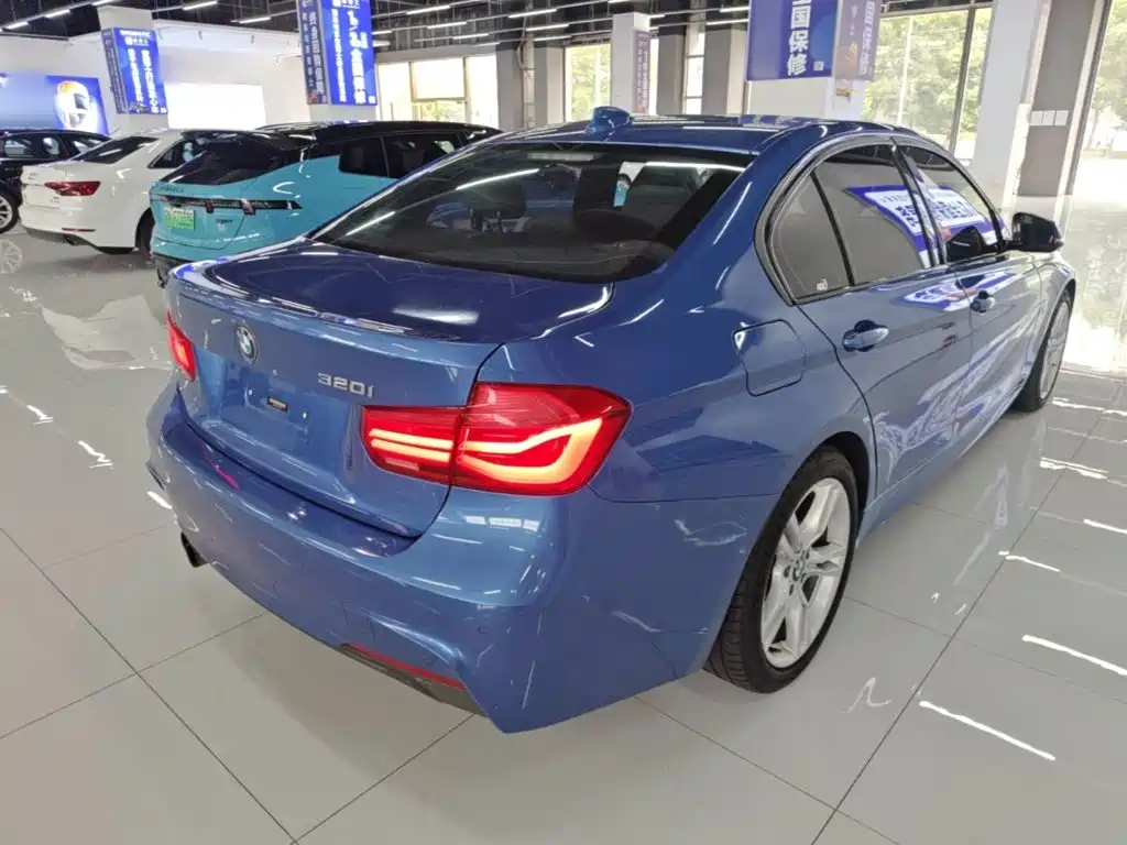BMW 3 Series — миниатюра 7