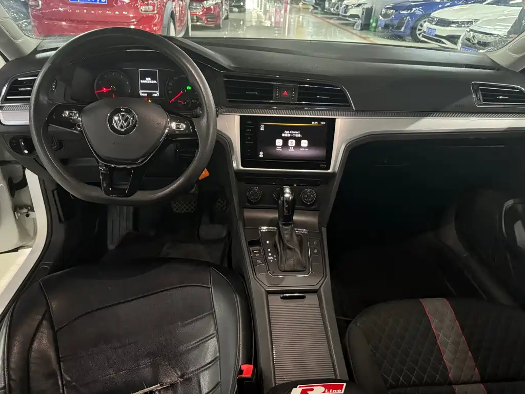 Volkswagen Lamando — миниатюра 6