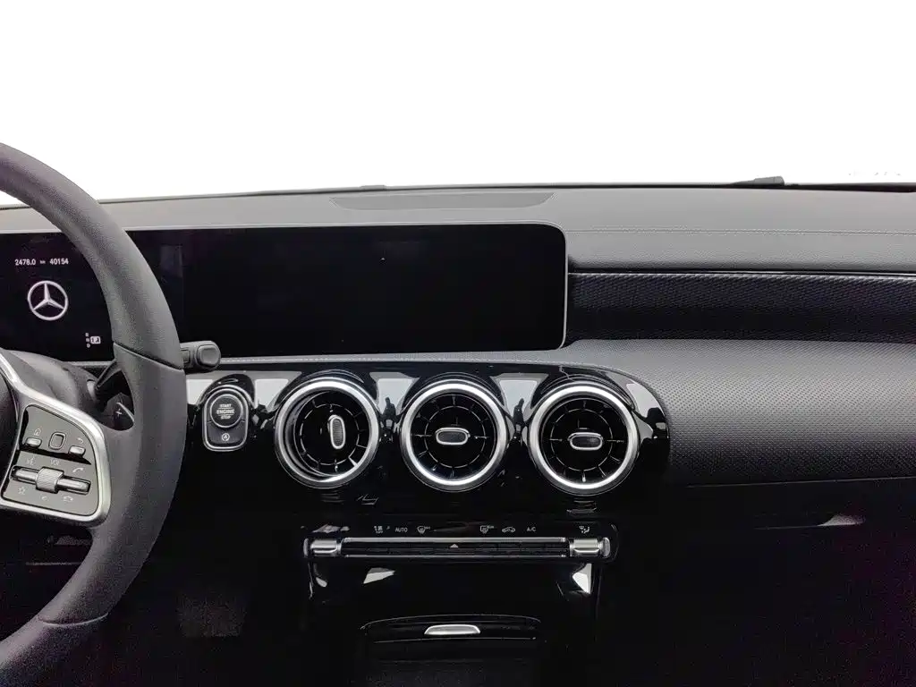 Mercedes-Benz A-Class — миниатюра 12