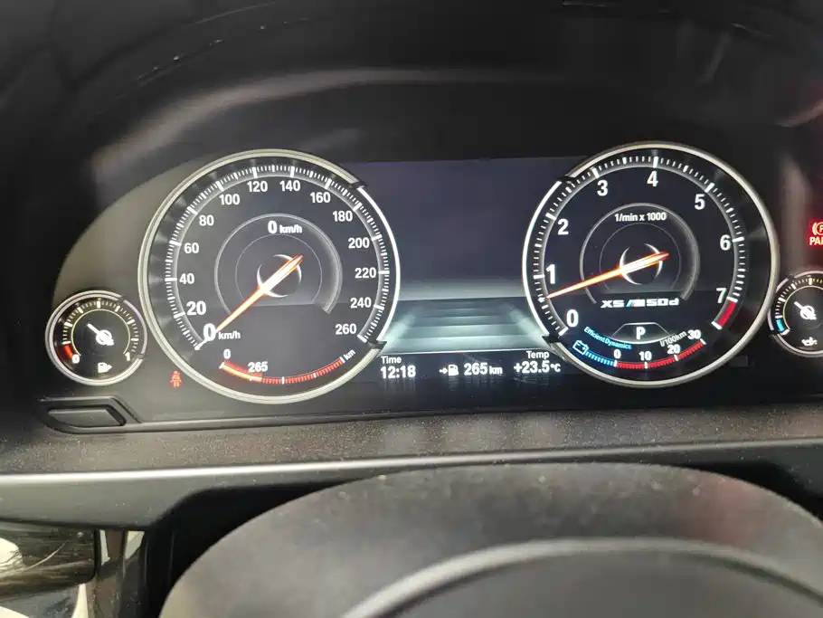 BMW X5 (Import) — миниатюра 14