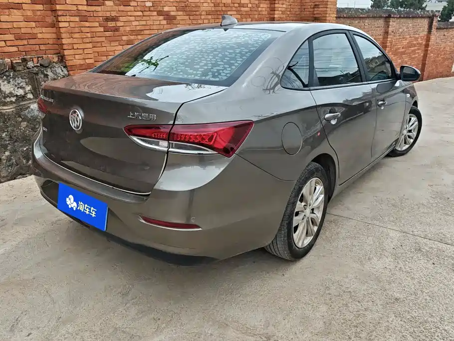 Buick Excelle — миниатюра 3