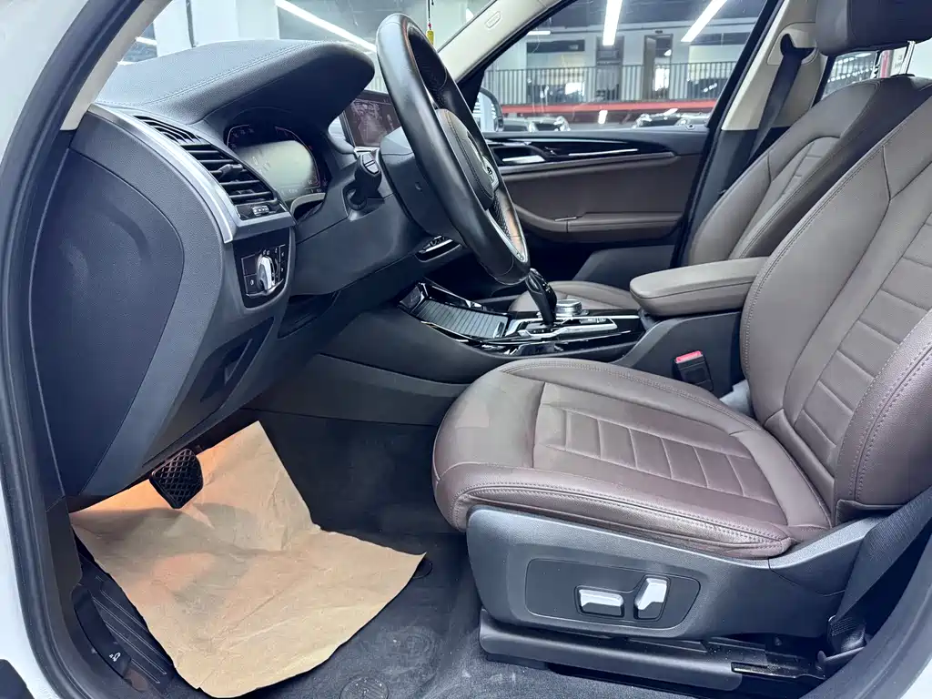 BMW X3 — миниатюра 5