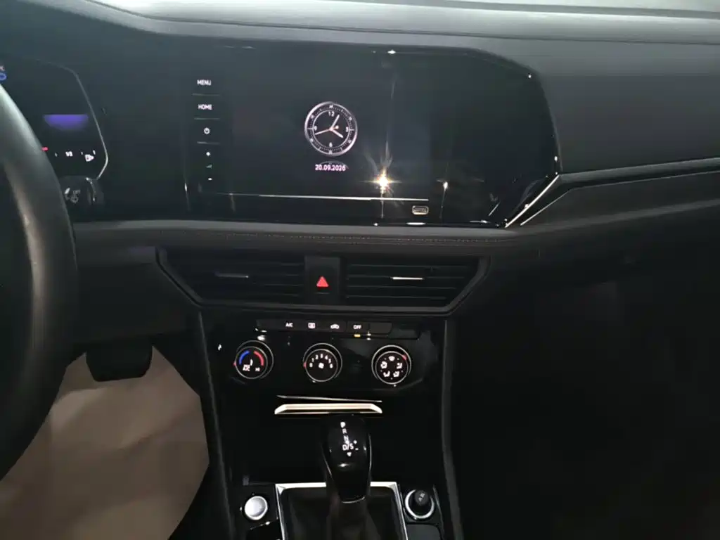 Volkswagen Sagitar — миниатюра 13