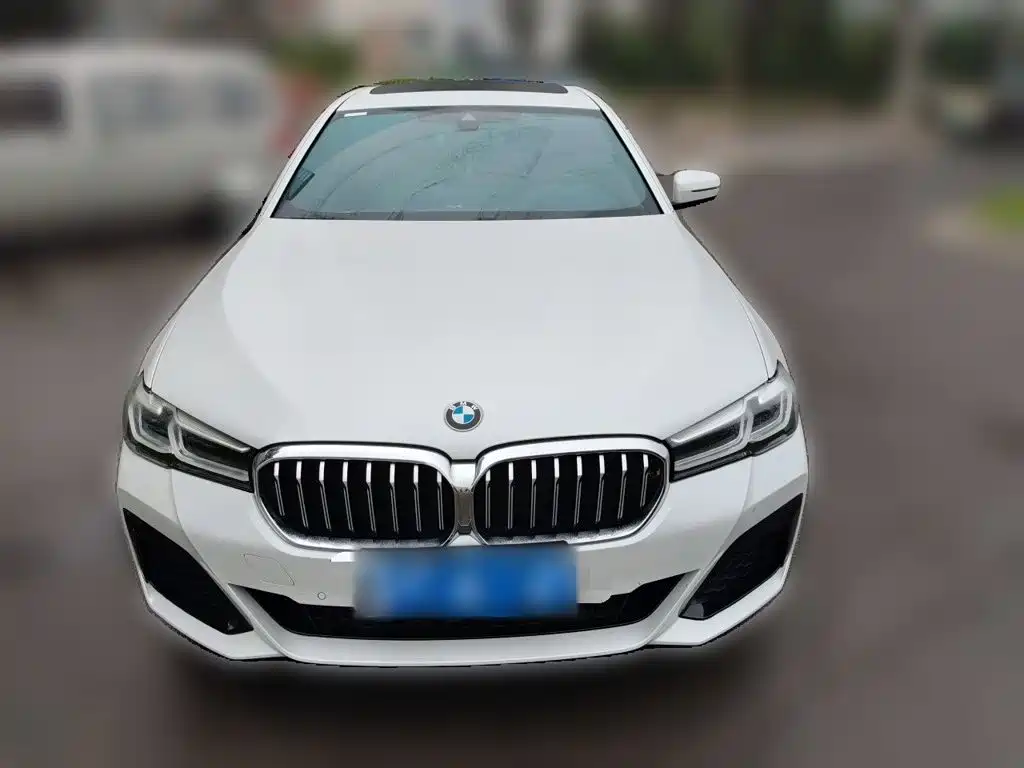 BMW 5 Series — миниатюра 2