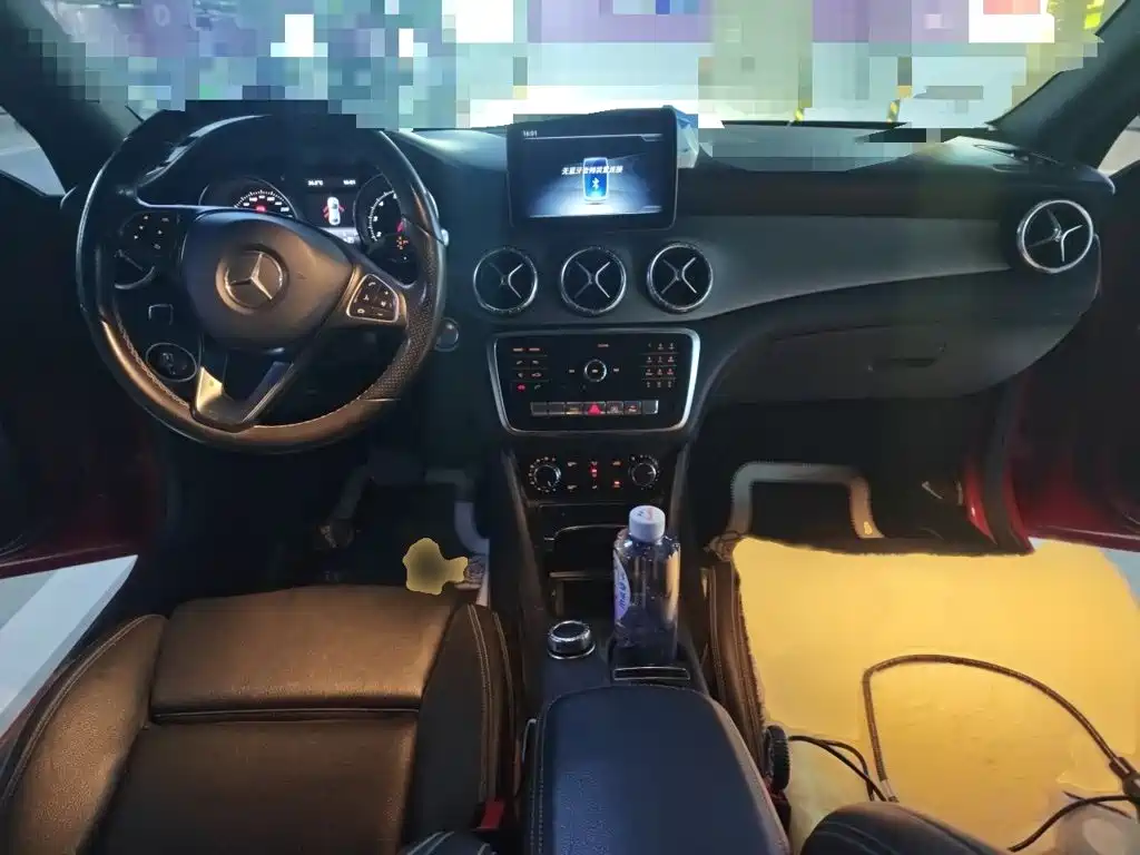 Mercedes-Benz CLA (Import) — миниатюра 13