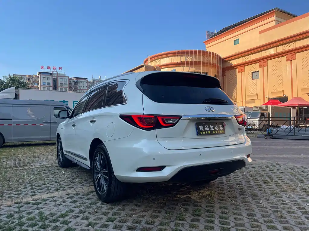 Infiniti QX60 (Import) — миниатюра 4