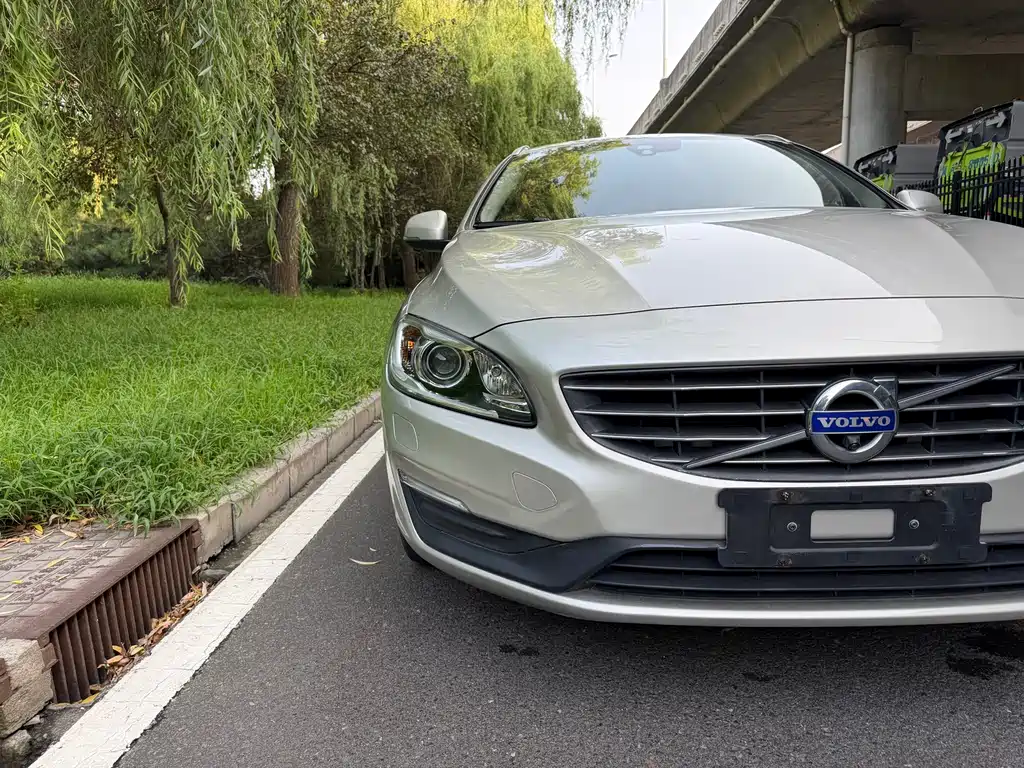 Volvo V60 — миниатюра 13