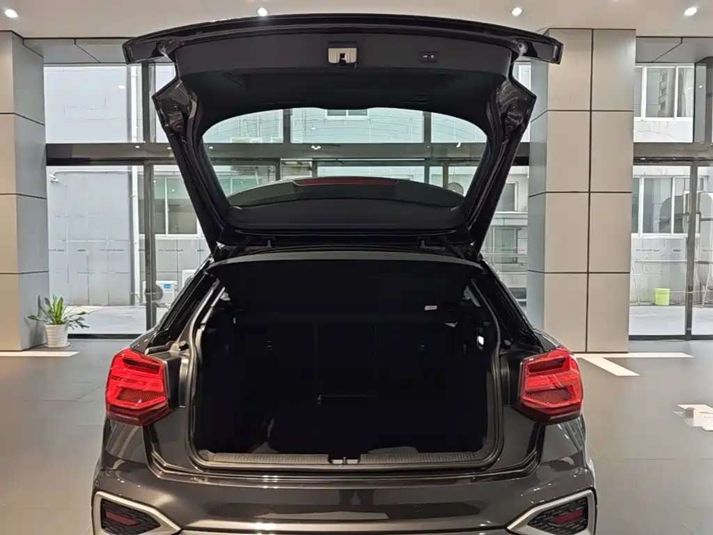 Audi Q2L — миниатюра 19