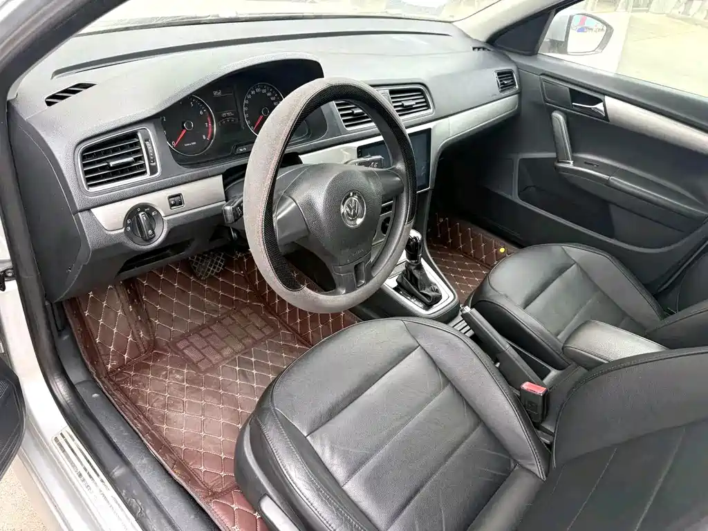 Volkswagen Lavida — миниатюра 6