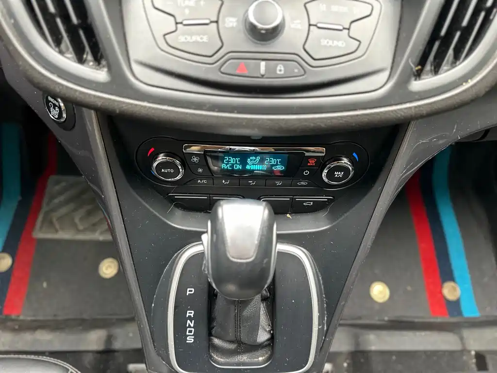 Ford Kuga — миниатюра 12
