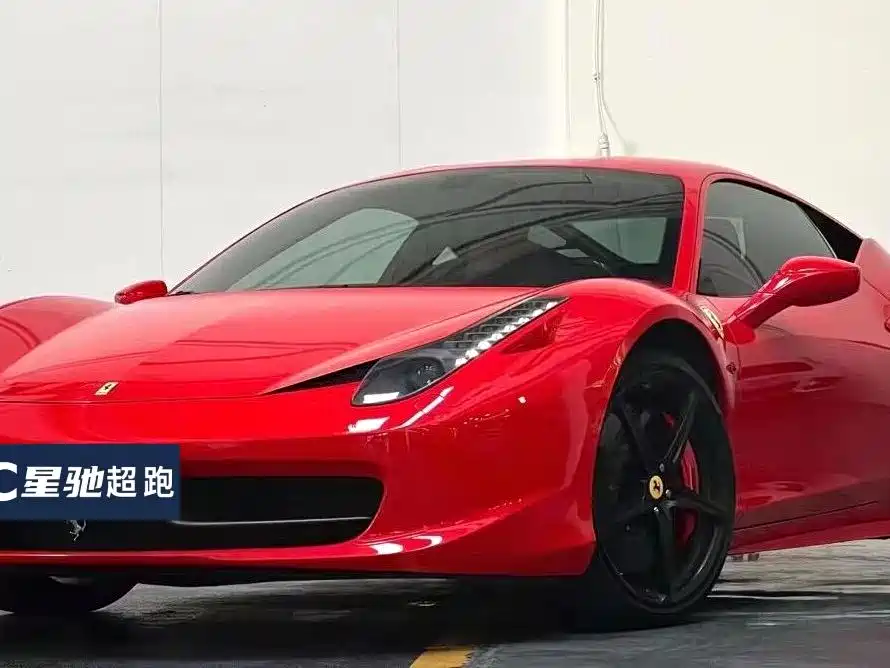 Ferrari 458 2015