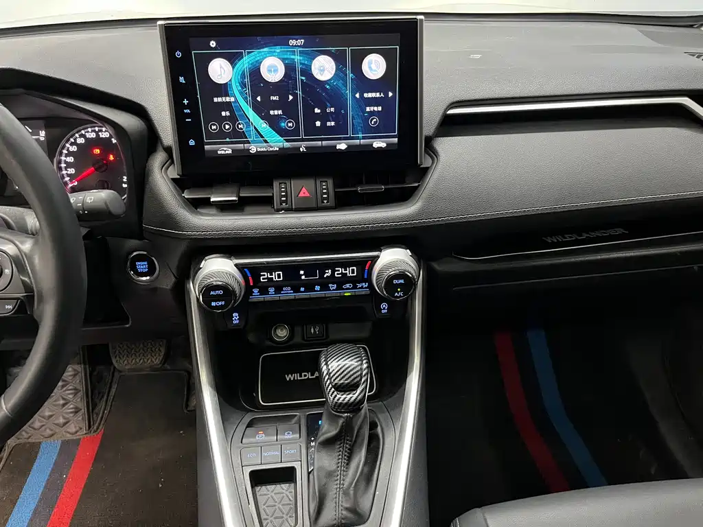Toyota Wildlander — миниатюра 11