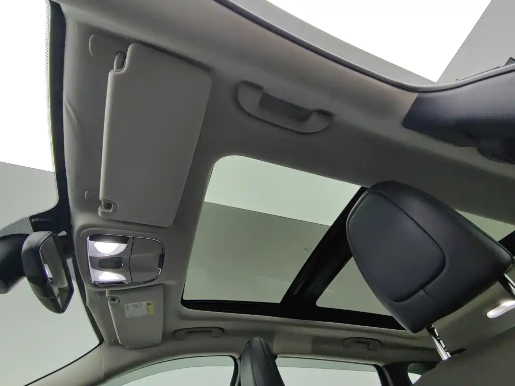 Jeep Cherokee — миниатюра 14